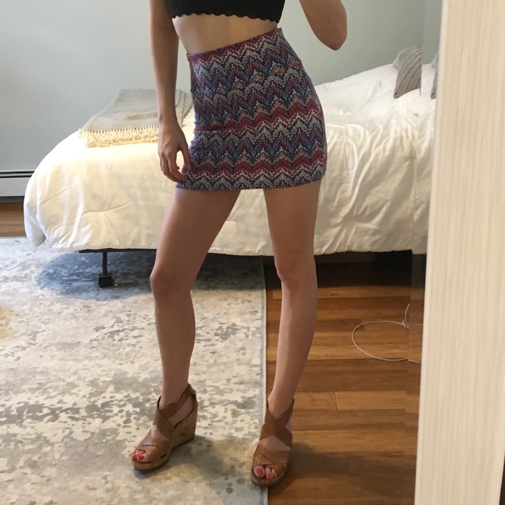 Printed bodycon mini skirt